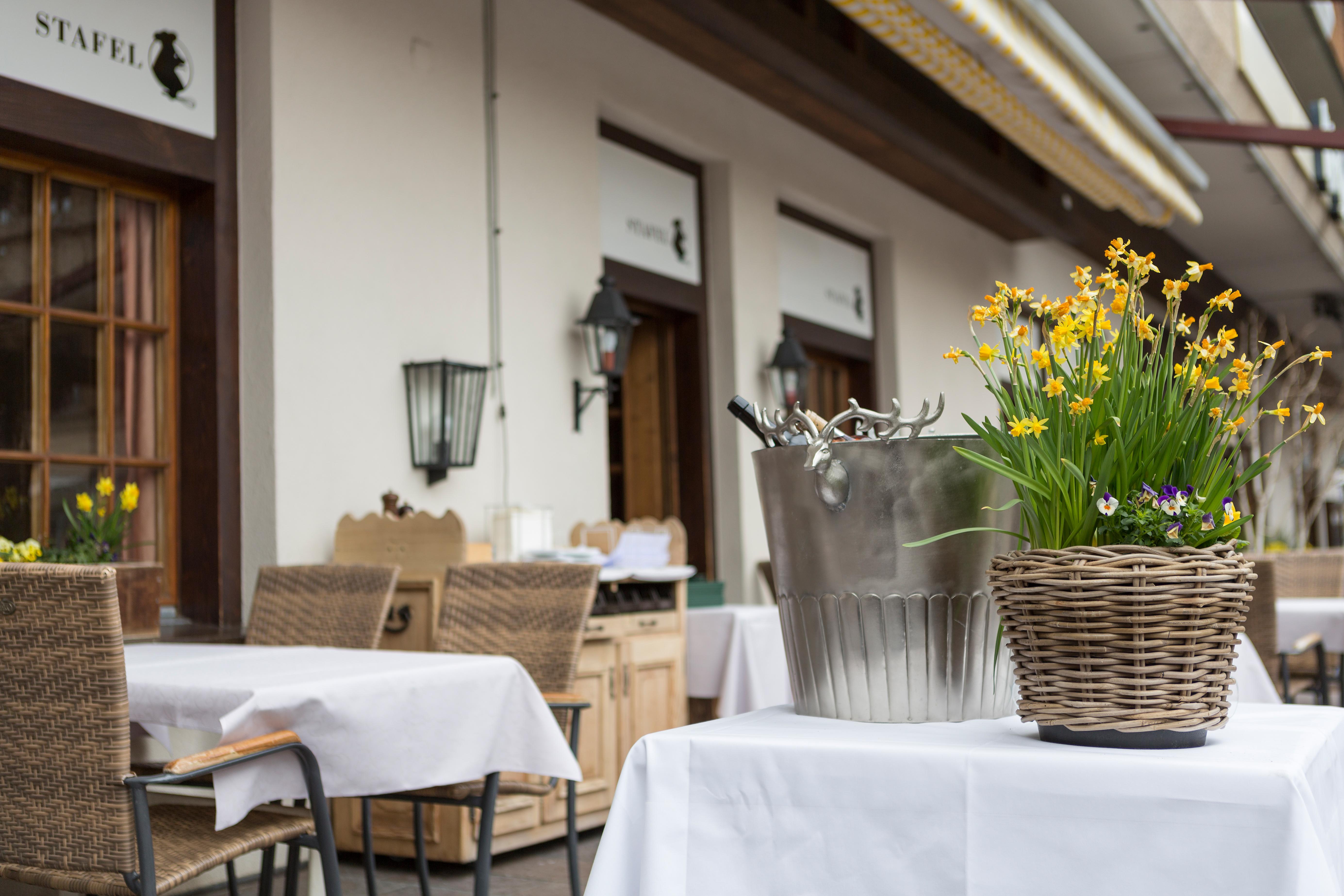 Bernerhof Swiss Quality Hotel Gstaad Exteriör bild